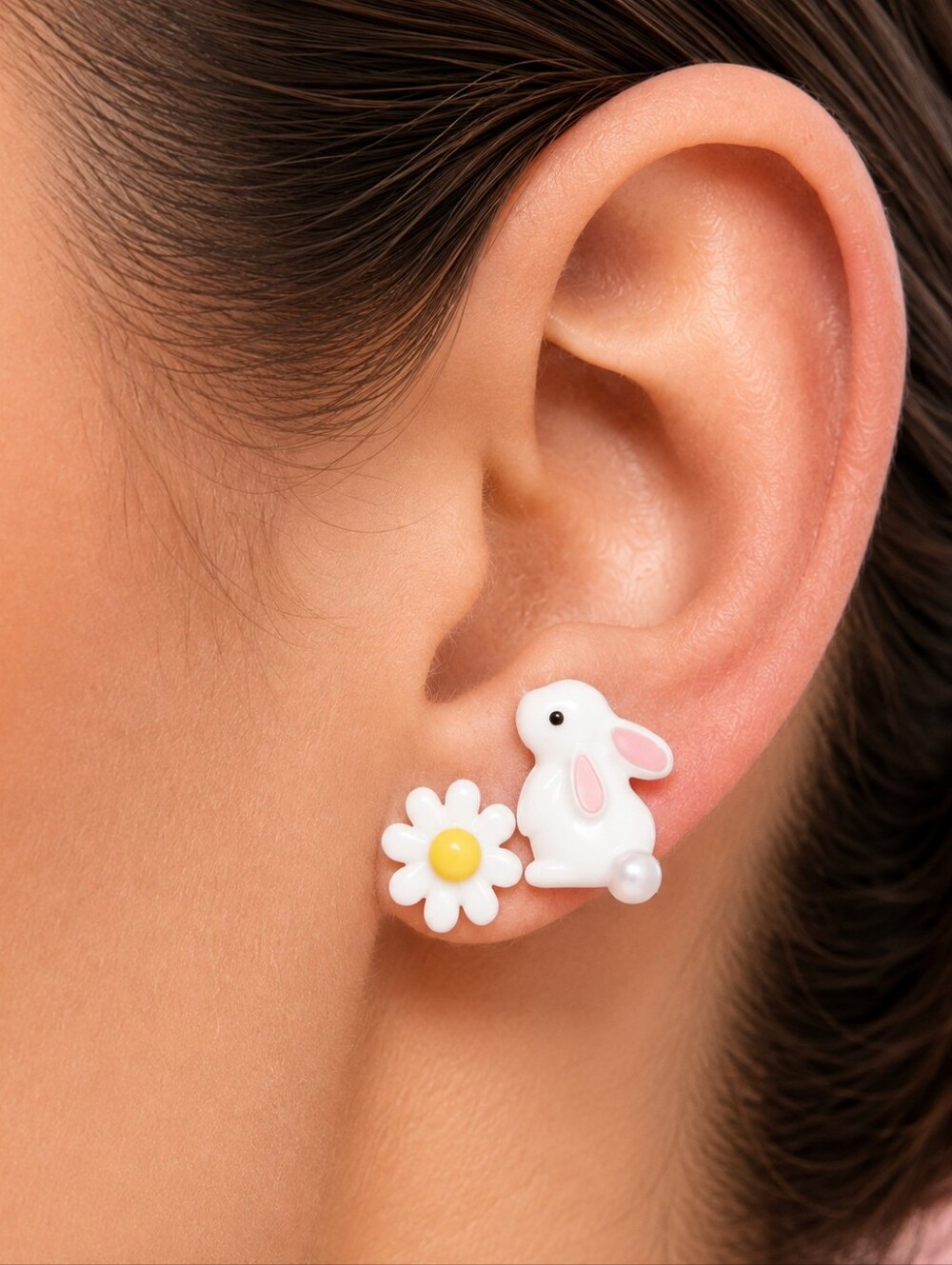 MODCLOTH BUNNY TRAILS STUD EARRINGS 1